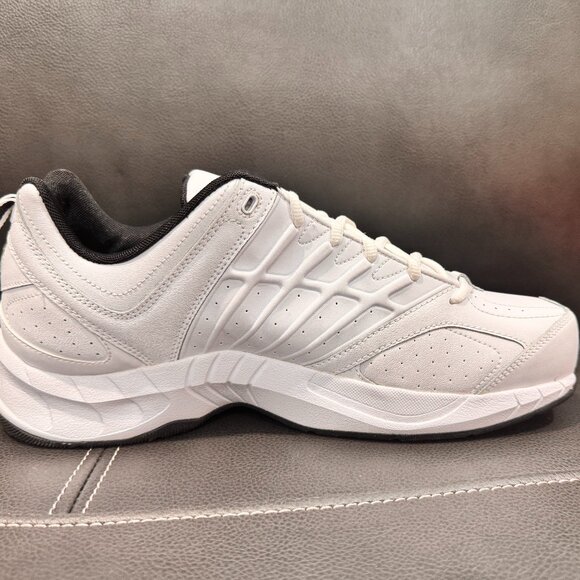 NIB NIKE T-LITE V White LEATHER Sneaker  Size 11  Width 4E - Picture 5 of 6